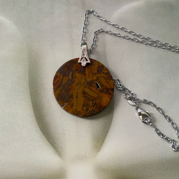 Hand Crafted Natural Tiger Eye Pendant Necklace on 24” Cable Silver Plated Chain - Picture 6 of 11